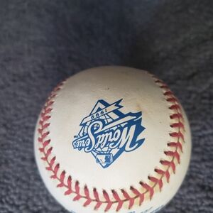 1999 World Series Commemorative Baseball - White with Red Stitching